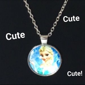 💎NWT Princess Elsa Frozen Necklace Girl Gift